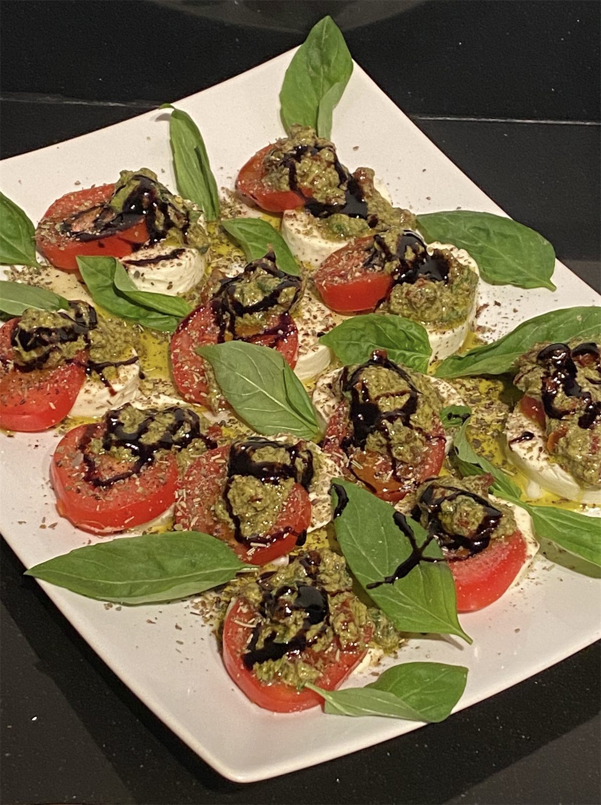 Tomaten, Basilikum, Pesto